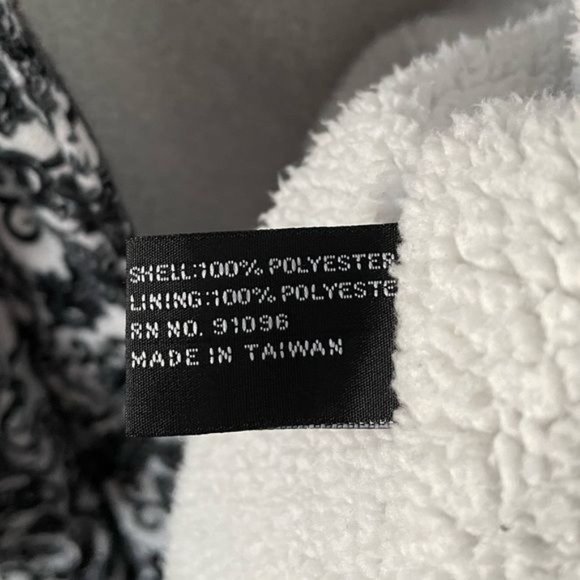 Helix Snowboardwear Medium Black & White Paisley Coat Zip Jacket - Picture 11 of 16